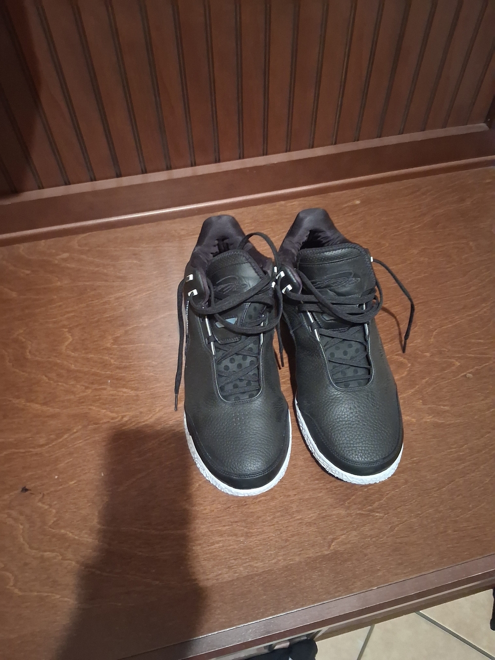 Nike Black Low-Top Leather Sneakers with White Sole